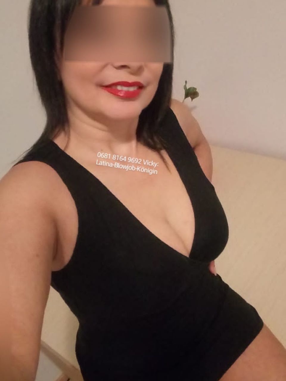 vicky-6926089a4b16f7-30355467-6926089a5e8de678473615